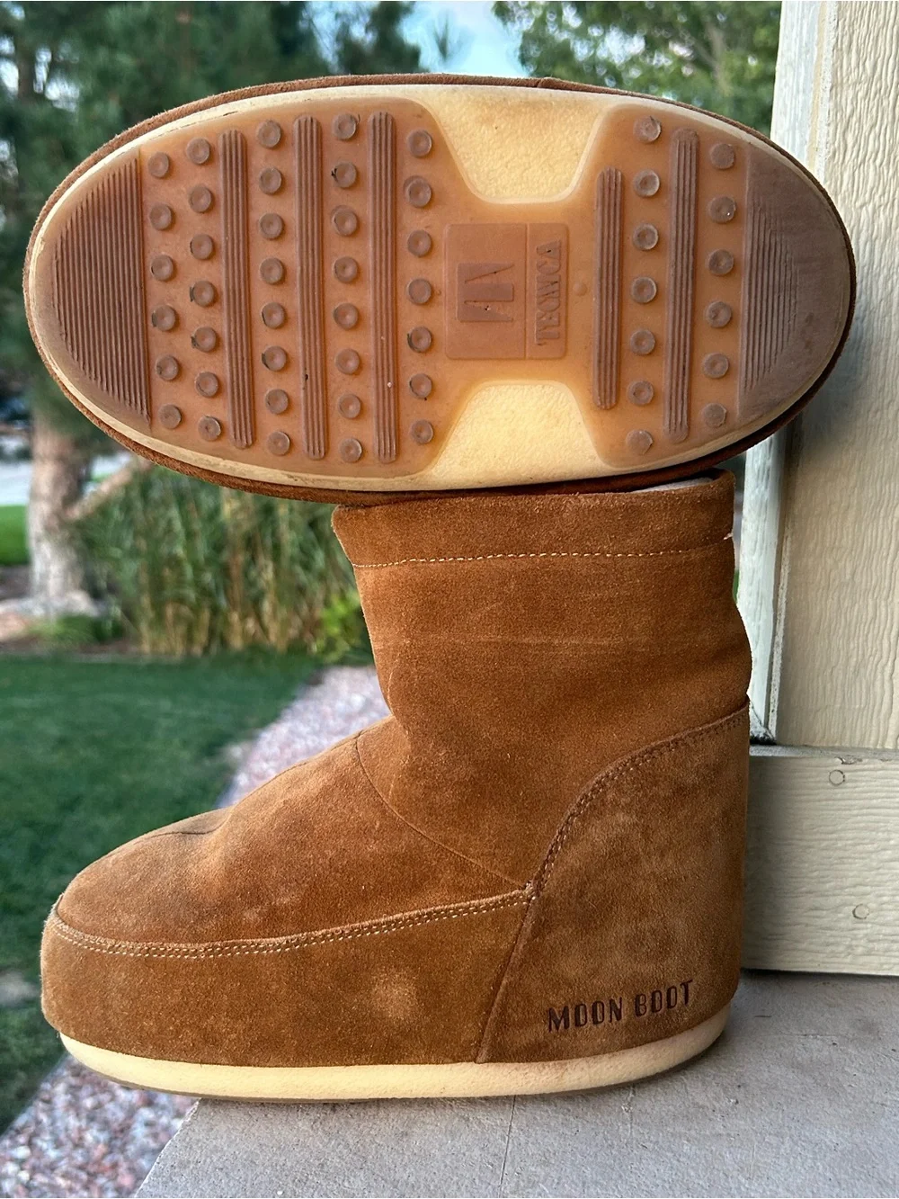 Womens’s Suede Leather MOON BOOTS chestnut brown sz 7